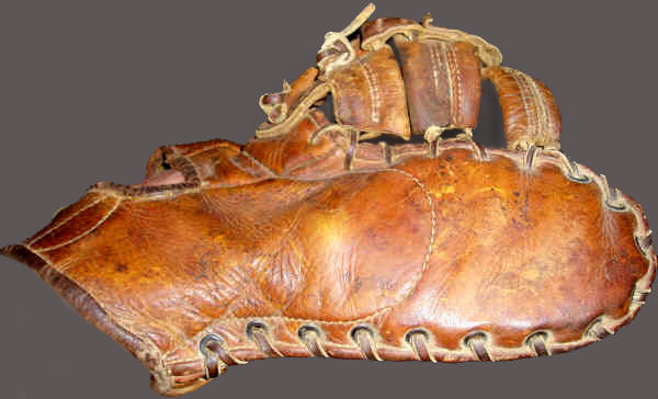 Lew Fonseca JC Higgins 1679 Baseman's Mitt