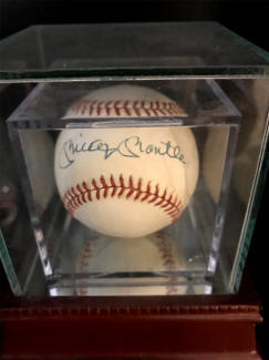 Mickey Mantle Signed Baseball